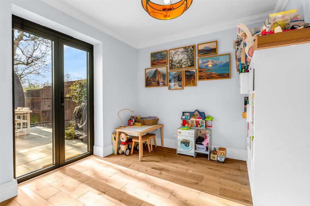 Additional image 11 of The Walled Garden, Tewin Water, Welwyn