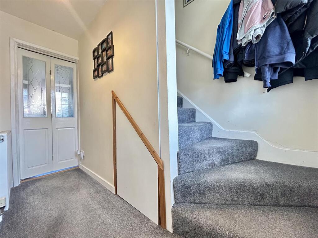 Additional image 22 of Cranmoor Crescent, Halesowen