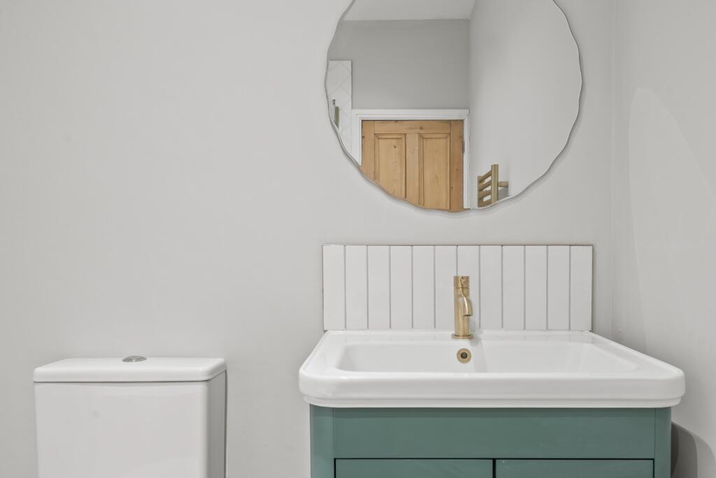 Additional image 16 of Worcester Road, Bromsgrove, B61 7HN