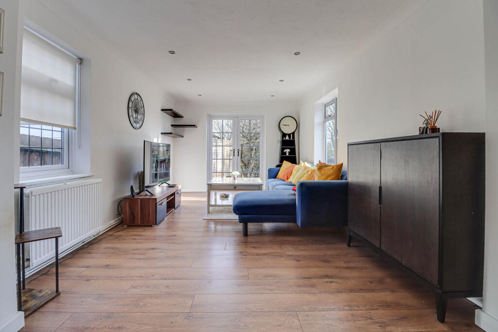 Additional image 4 of Glemsford Drive, Harpenden, Hertfordshire, AL5