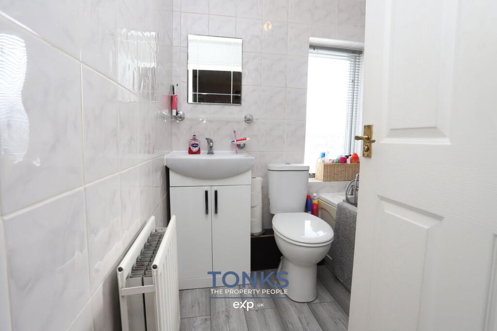 Additional image 17 of Highfield Crescent, Halesowen, B63 2BE