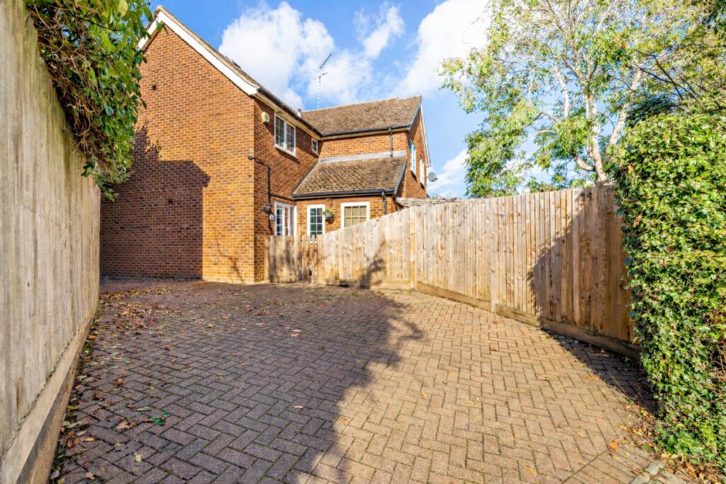 Additional image 18 of Harpenden Road, St. Albans, Hertfordshire, AL3