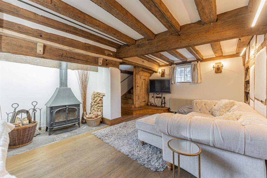 Additional image 3 of Coughton Alcester, Warwickshire, B49 5HU