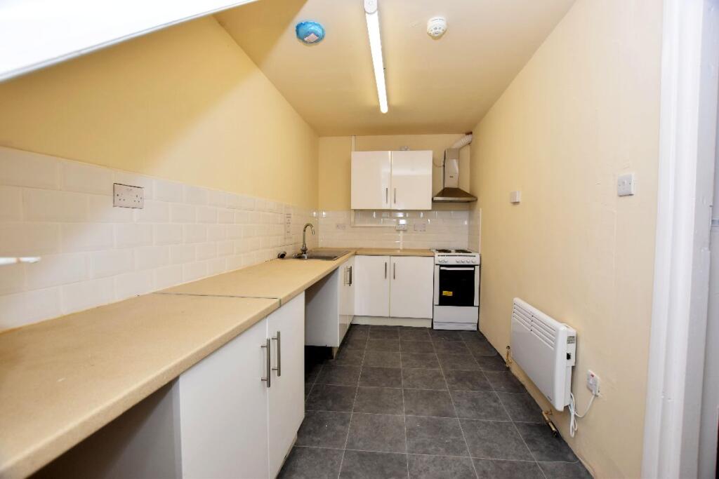 Additional image 9 of Flat Hagley Road West, Quinton, Birmingham