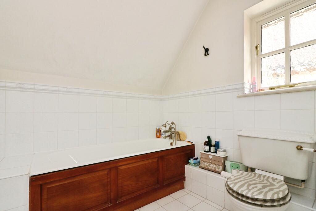 Additional image 12 of Bracken Lane, Welwyn, AL6