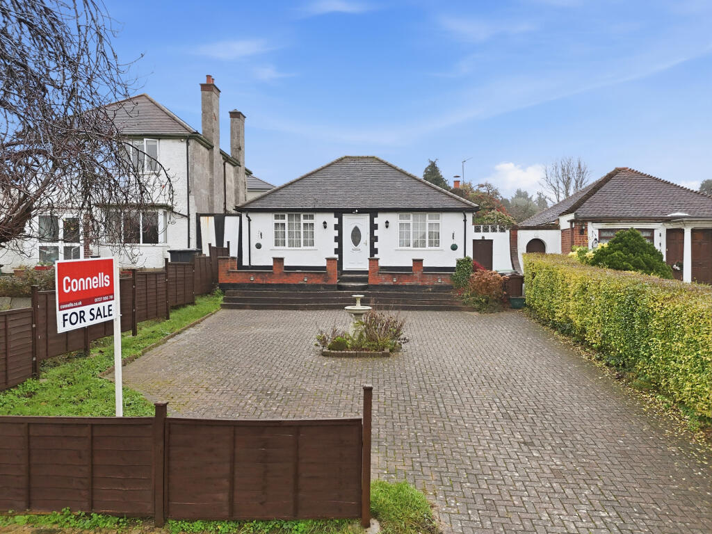 Mount Drive, Park Street, St. Albans