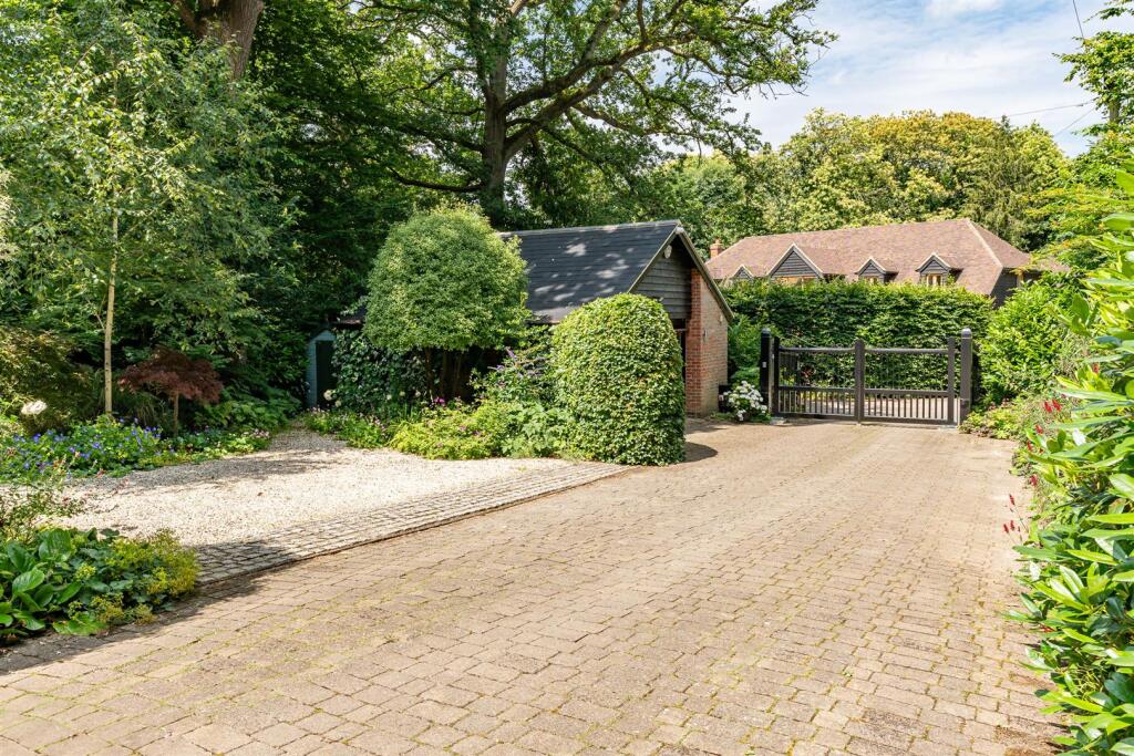 Additional image 25 of Lanercost Close, Welwyn