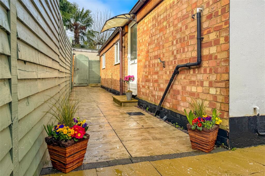 Additional image 9 of Hatfield Road, St. Albans, Hertfordshire, AL1