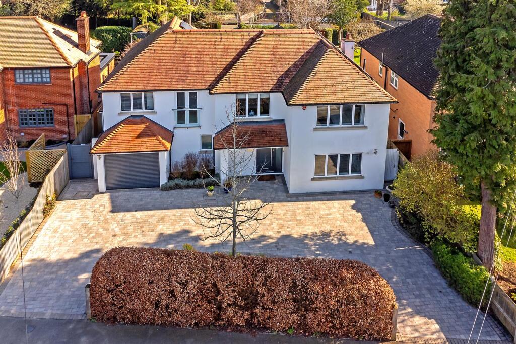 Sunderland Avenue, St. Albans