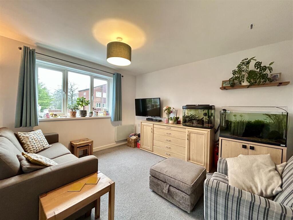 Additional image 16 of Spiral Close, Halesowen