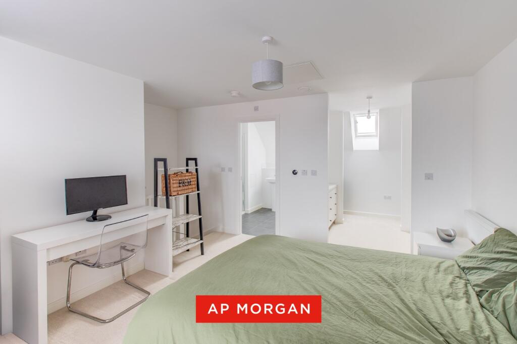 Additional image 12 of Cedar Road, Bromsgrove, Worcestershire, B61