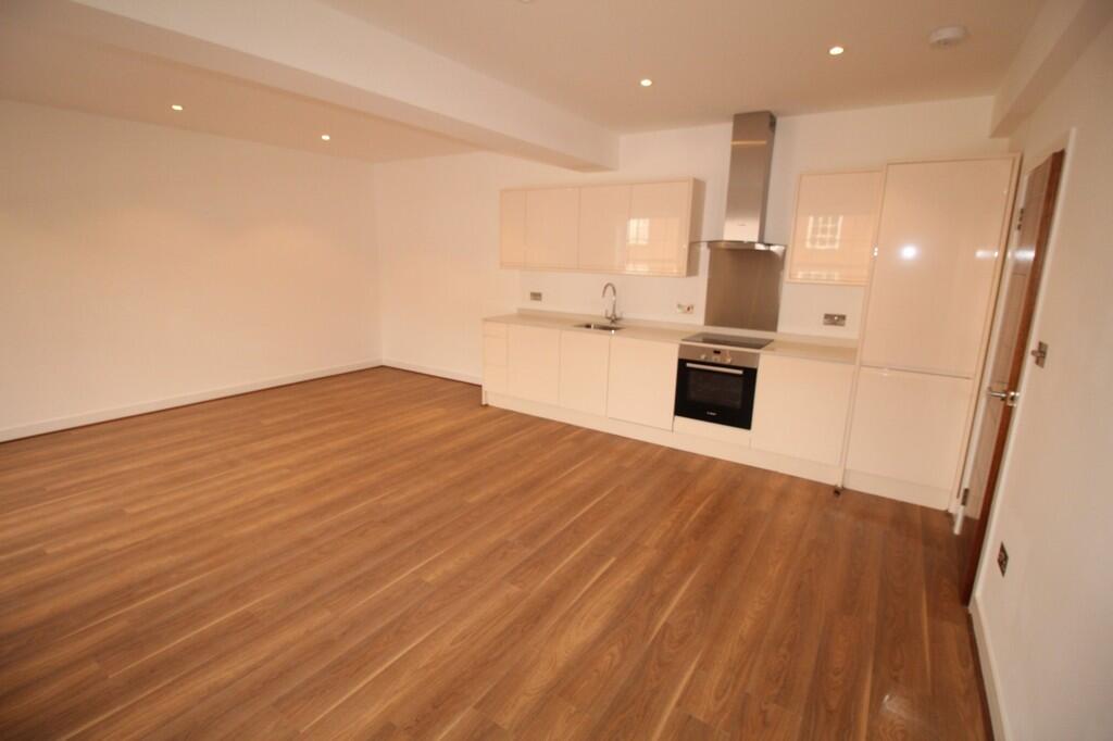 Additional image 4 of Stonehills House, Welwyn Garden City