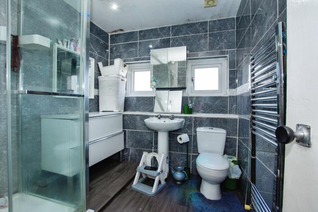 Additional image 15 of Darfield Walk, Birmingham, West Midlands, B12