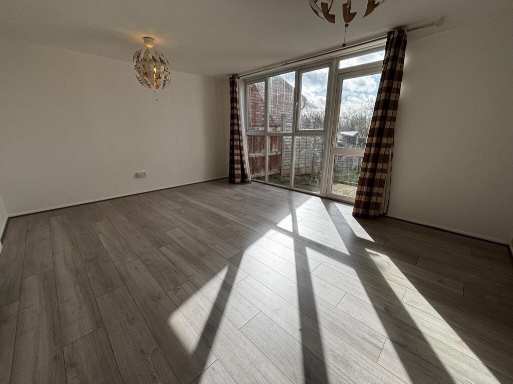 Additional image 4 of Simmons Drive