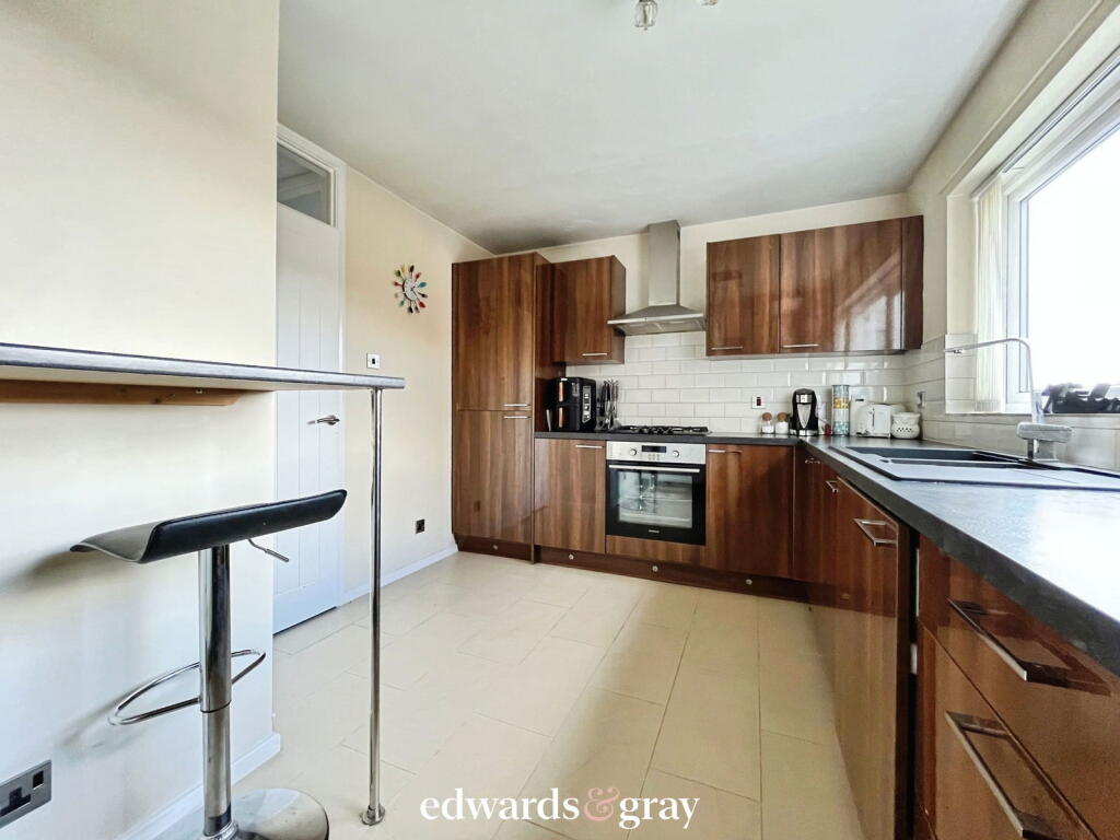 Additional image 4 of Princess Crescent, Halesowen, B63 3QE