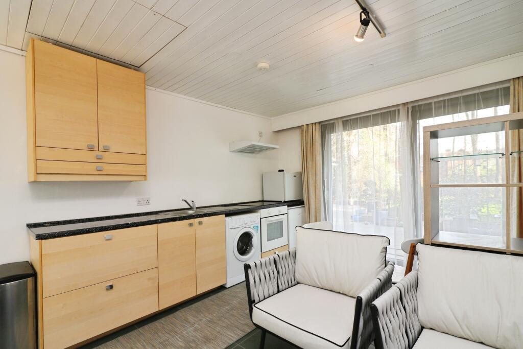 Additional image 11 of The Green, Welwyn, AL6