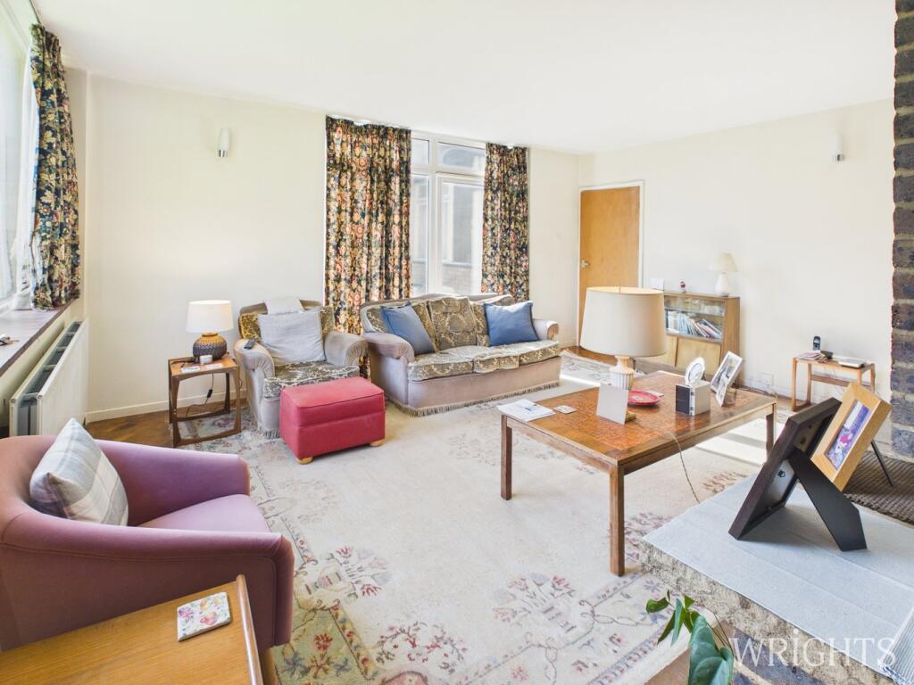 Additional image 6 of Stag Green Avenue, Hatfield, AL9