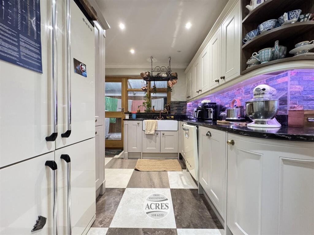 Additional image 26 of Englestede Close, Handsworth Wood, Birmingham