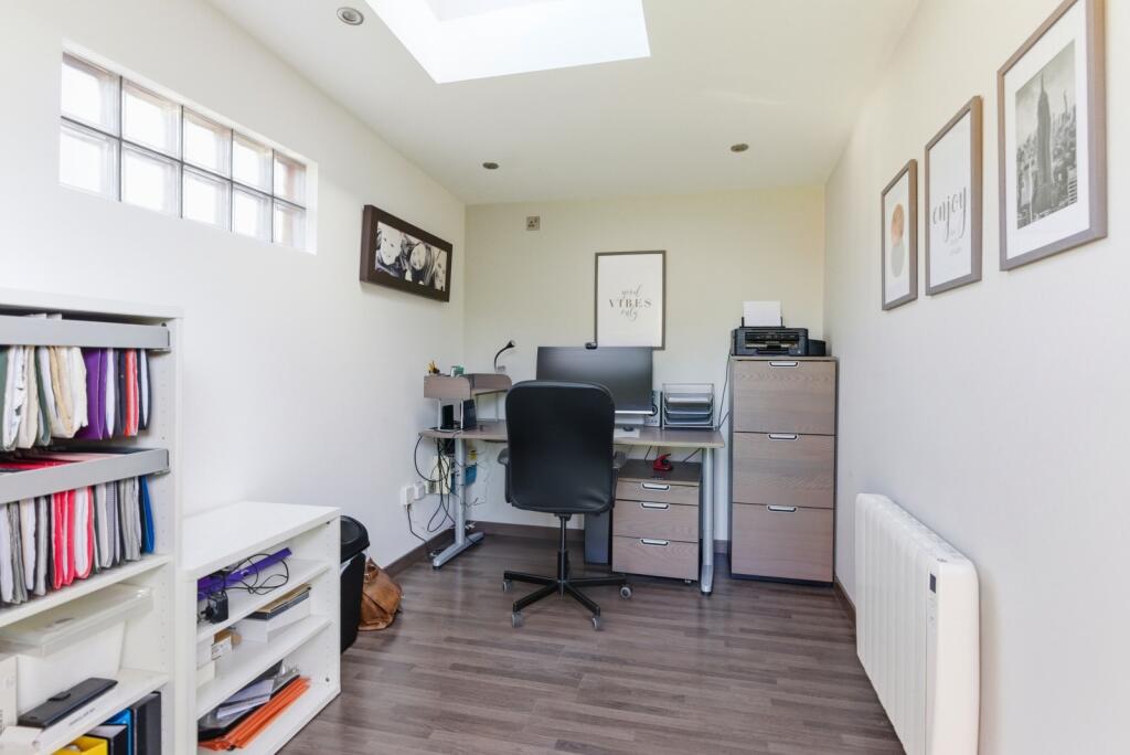 Additional image 22 of Woodland Drive, St. Albans, Hertfordshire, AL4