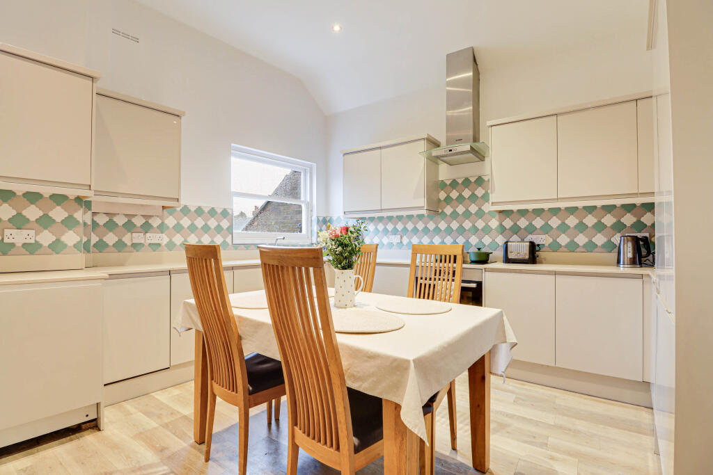 Additional image 5 of High Street, Harpenden, Hertfordshire, AL5