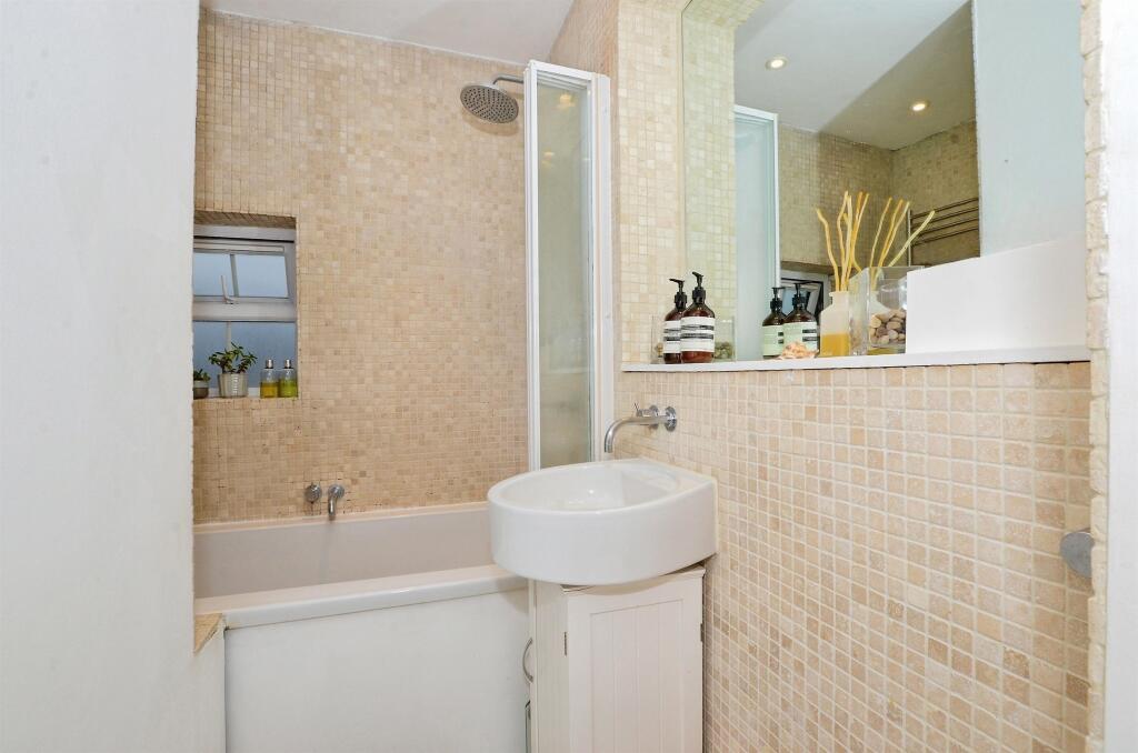 Additional image 10 of Cravells Road, Harpenden