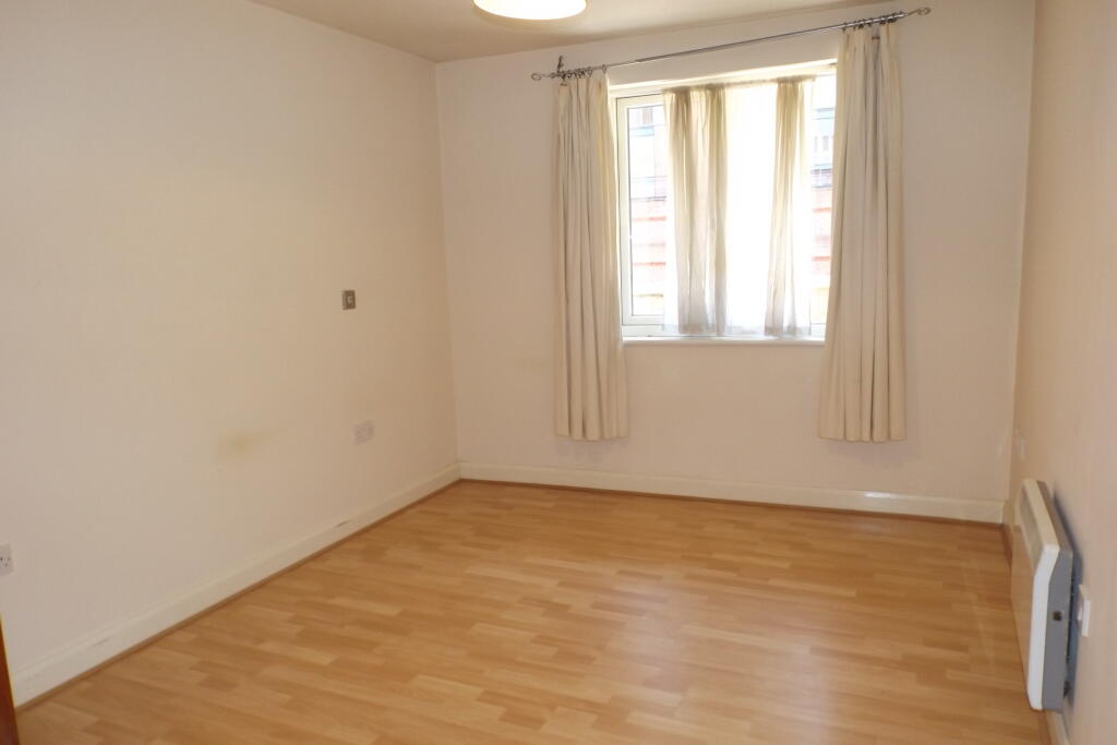 Additional image 3 of Saturday Bridge