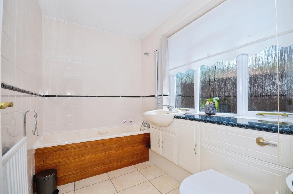 Additional image 7 of Old Watling Street, Flamstead, St. Albans