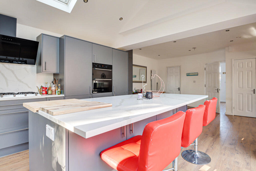 Additional image 6 of Glemsford Drive, Harpenden, Hertfordshire, AL5