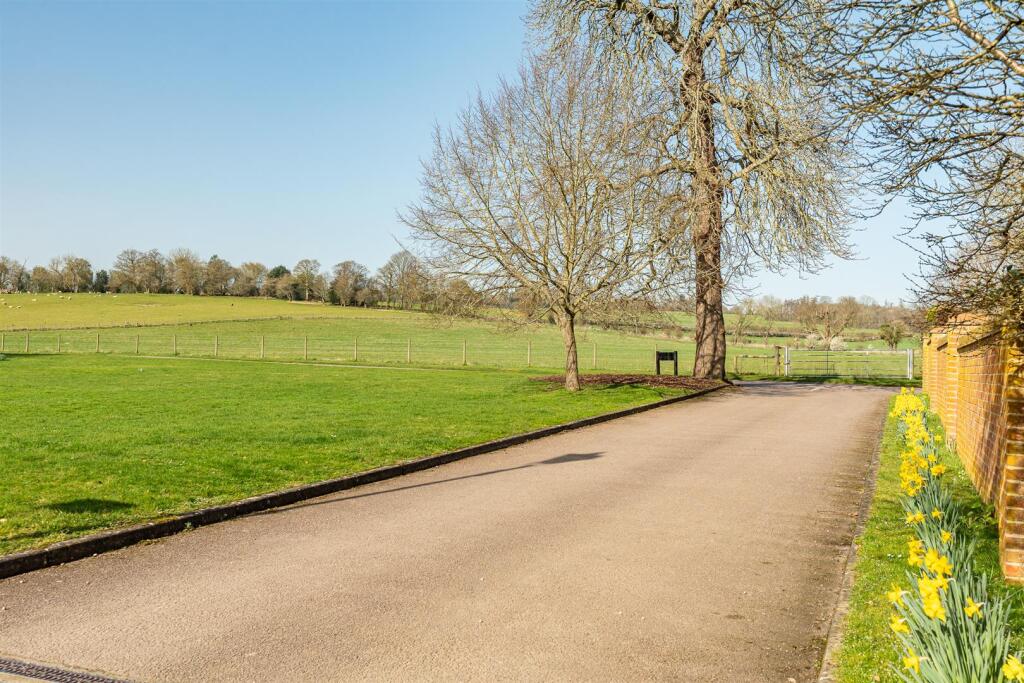 Additional image 18 of The Walled Garden, Tewin Water, Welwyn