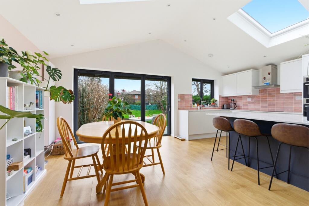 Additional image 24 of Evans Grove, St. Albans, Hertfordshire, AL4