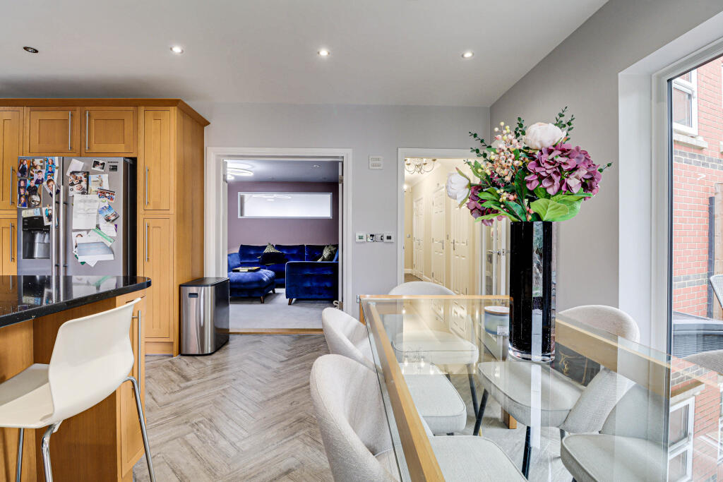 Additional image 11 of Boyes Crescent, Napsbury Park, St. Albans, AL2