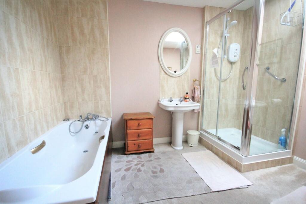 Additional image 9 of Room at Park Farm, Kidderminster Road, Dodford, Bromsgrove