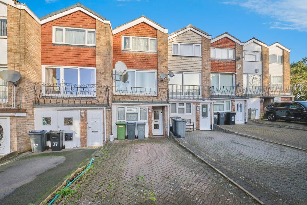 Nash Square, Birmingham, B42 2EX