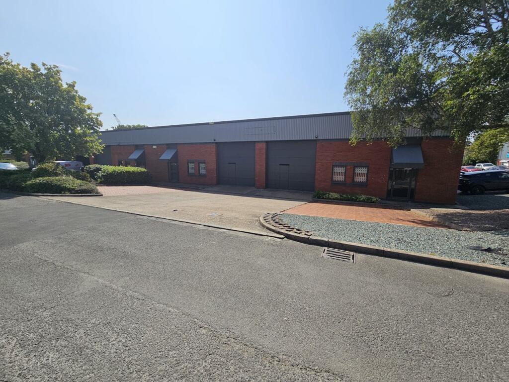 Additional image 13 of Unit 15-16,Aston Fields Industrial Estate, Aston Road, Bromsgrove, B60 3EX