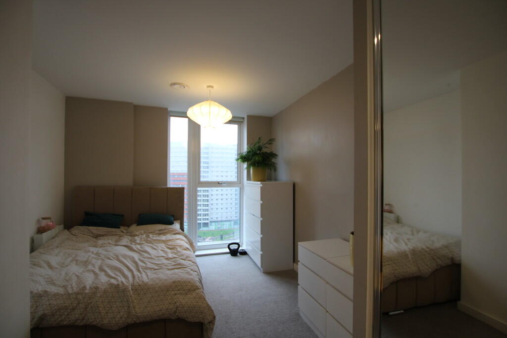 Additional image 6 of Lincoln Apartments, Lexington Gardens, Park Central, B15