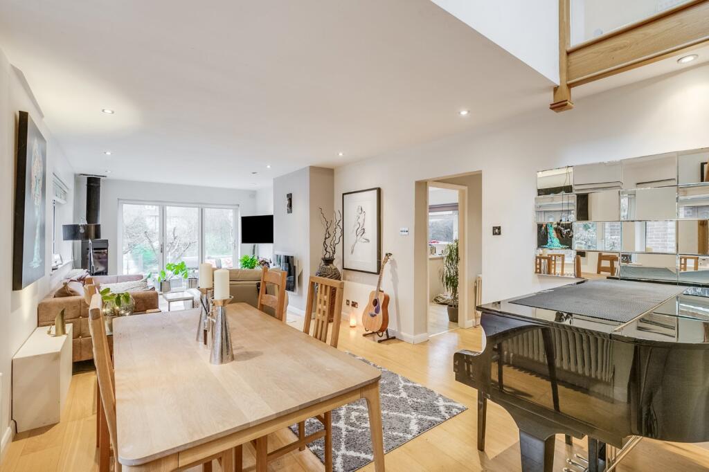 Additional image 3 of Robbery Bottom Lane, Oaklands, Welwyn, Hertfordshire, AL6