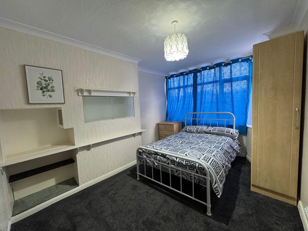 Additional image 2 of Rooms Available In Ryde Park Rd, B45