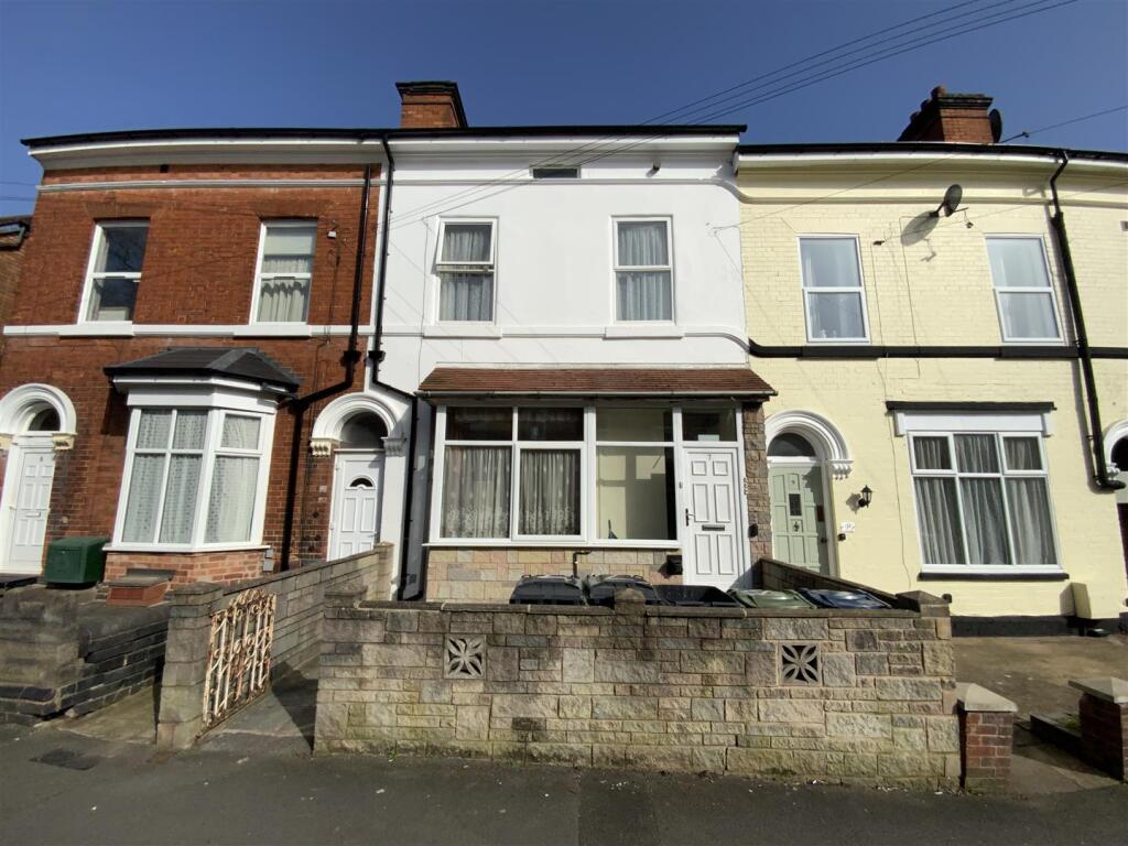 The Avenue, Acocks Green