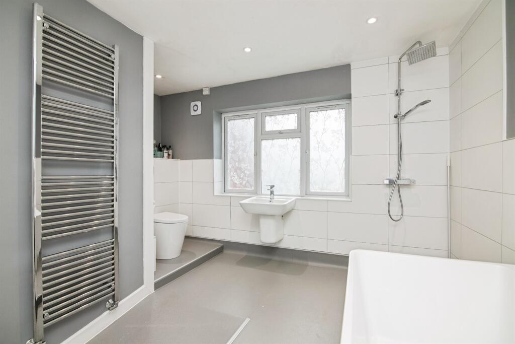 Additional image 17 of Manor Lane, Halesowen