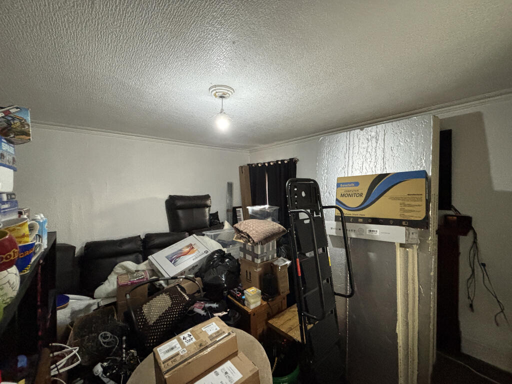 Additional image 9 of 5 The Square