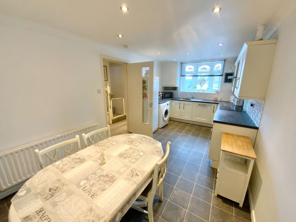 Additional image 4 of Mendip Road, Halesowen, B63 1JA