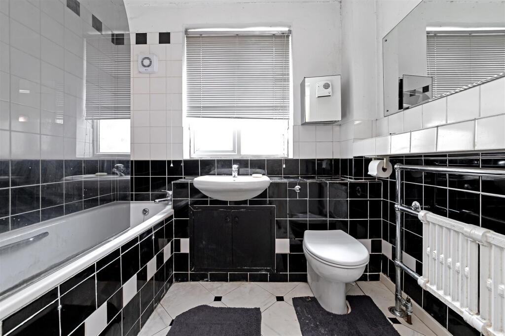 Additional image 16 of The Ridgeway, St Albans