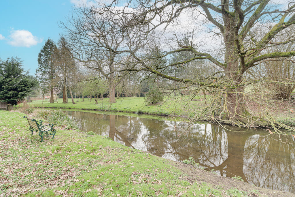 Additional image 24 of Meadow Vale, Wheathampstead, St. Albans, AL4