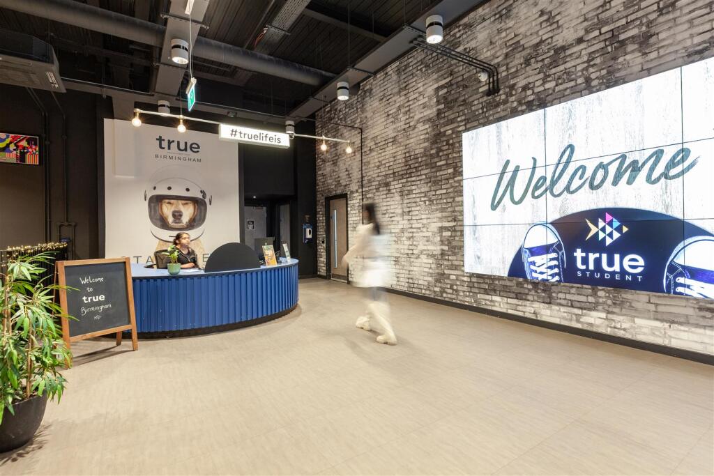 Additional image 30 of Birmingham | Student | September