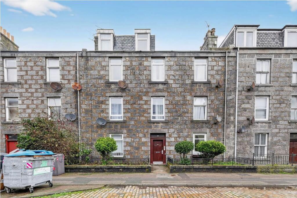25, Summerfield Terrace, Aberdeen, AB245JB