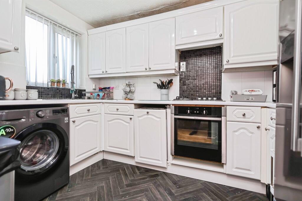 Additional image 7 of Broomy Close, Birmingham