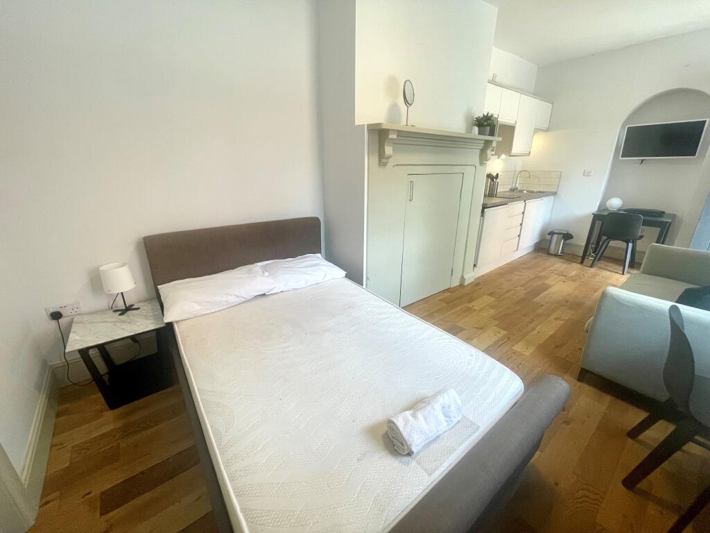 Additional image 3 of Woodhurst Road, Moseley, B13