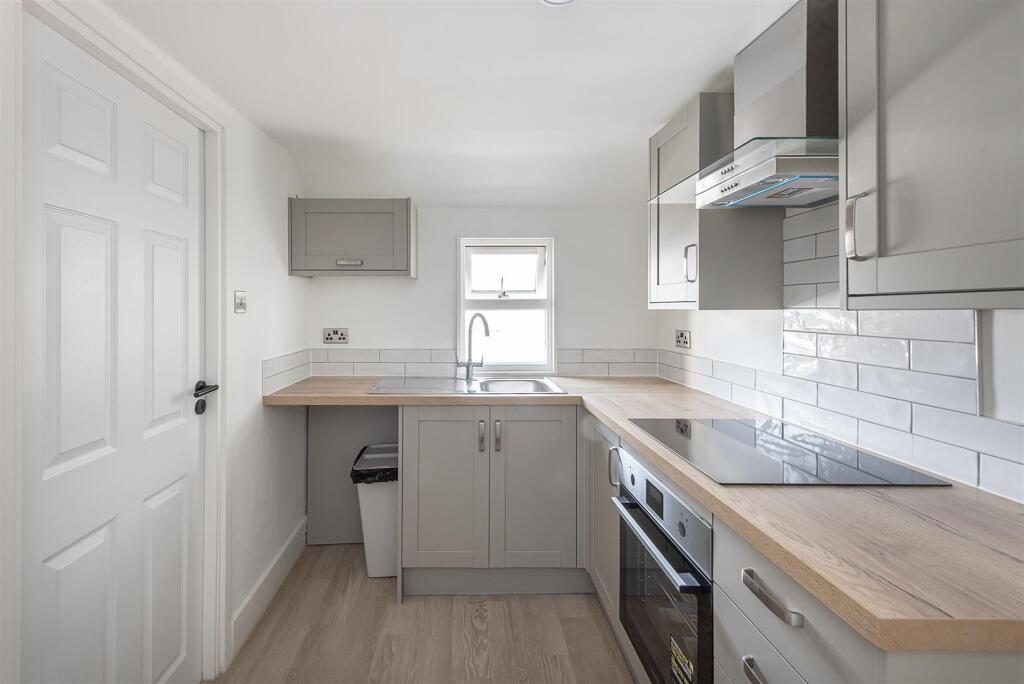 Additional image 5 of Alma Road, St. Albans