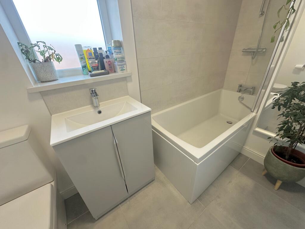 Additional image 8 of Fringe Green Close, Bromsgrove