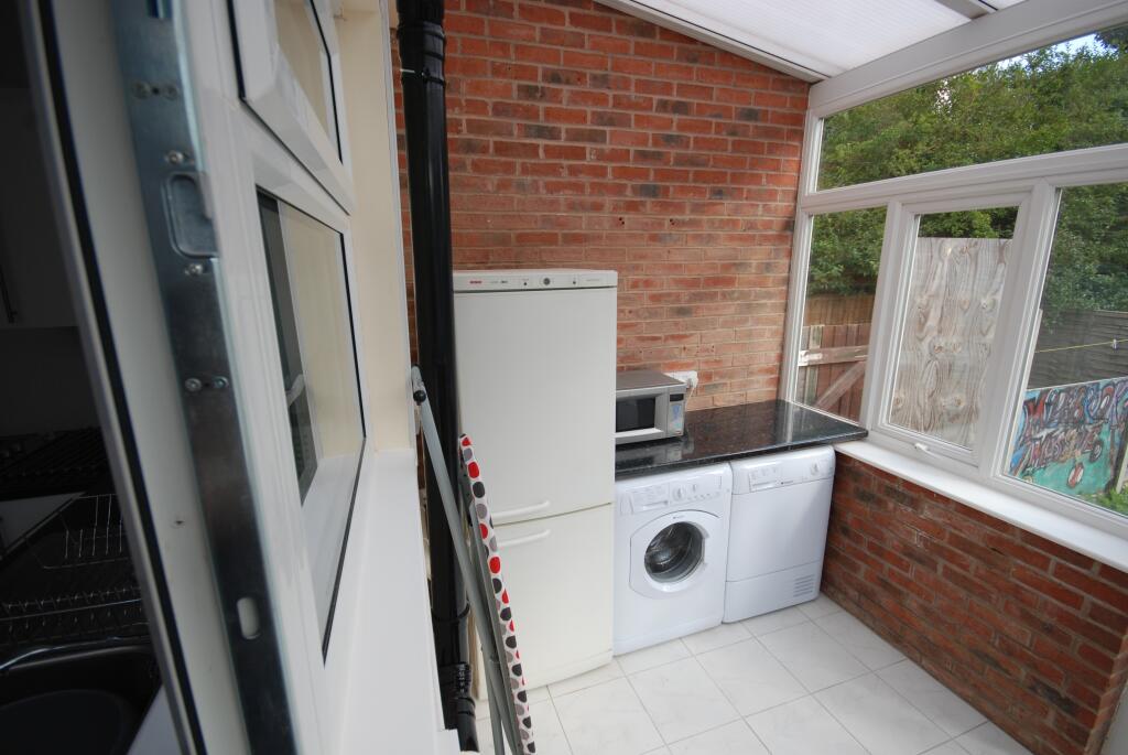 Additional image 7 of Gleave Road - 4 bed, Selly Oak, West Midlands, B29